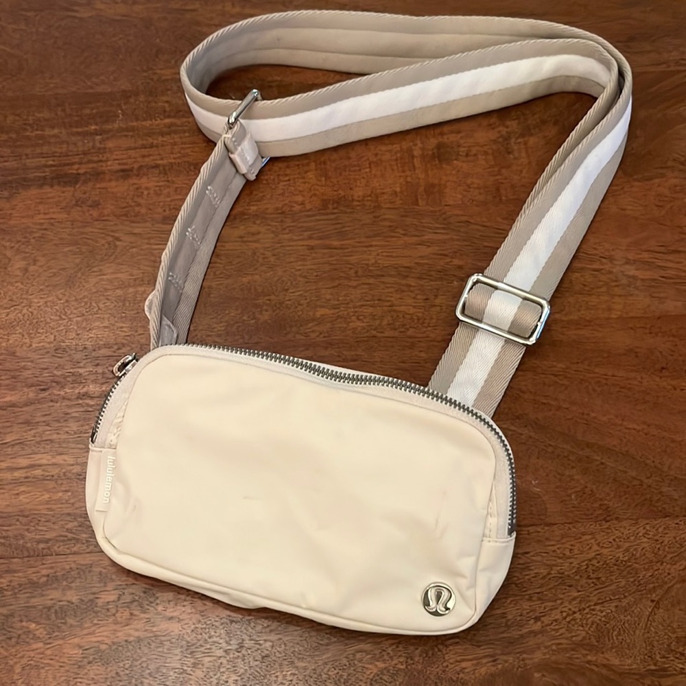 Lululemon Ivory Belt Bag